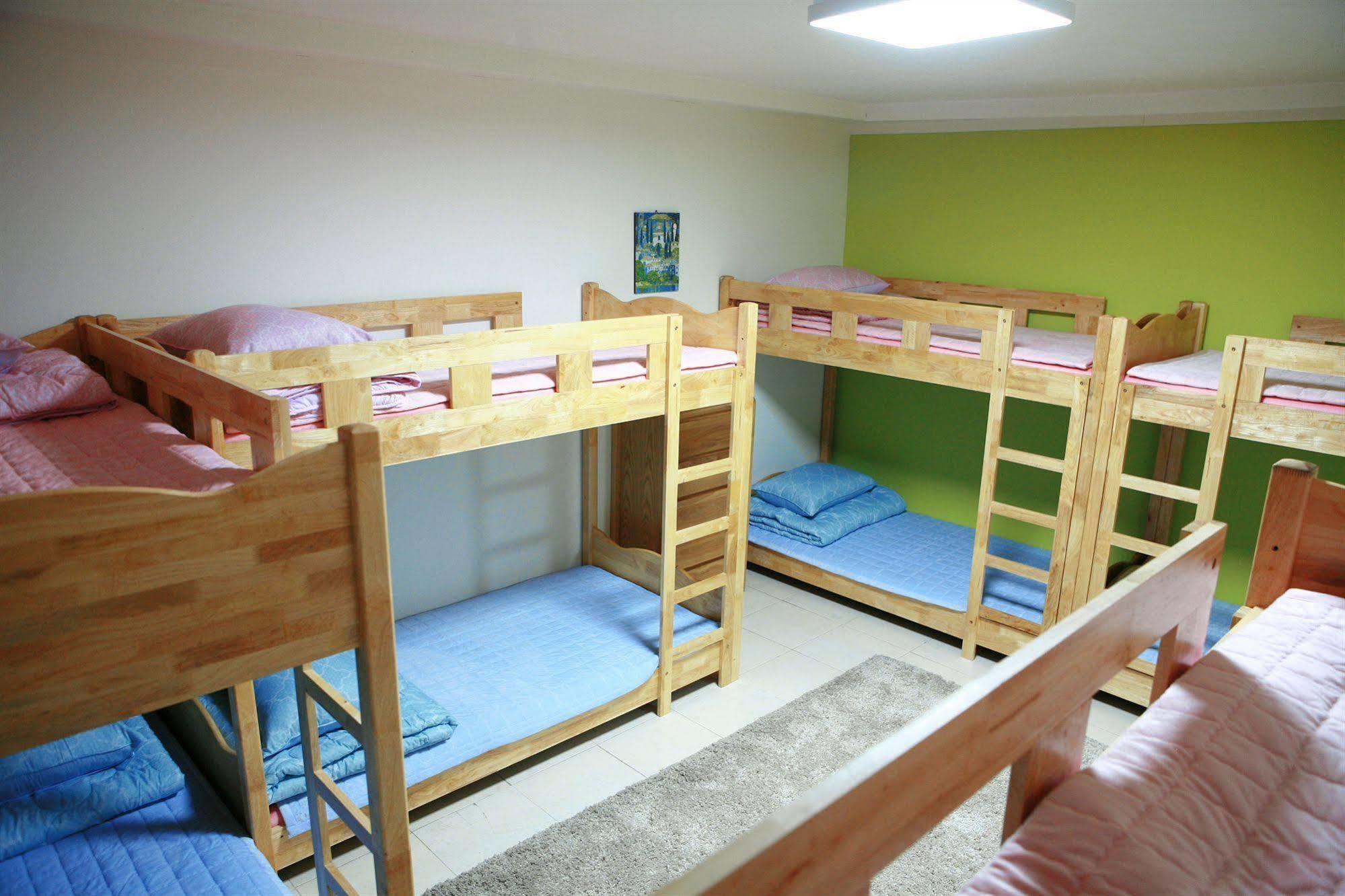 Guesthouse Mate Пусан Экстерьер фото