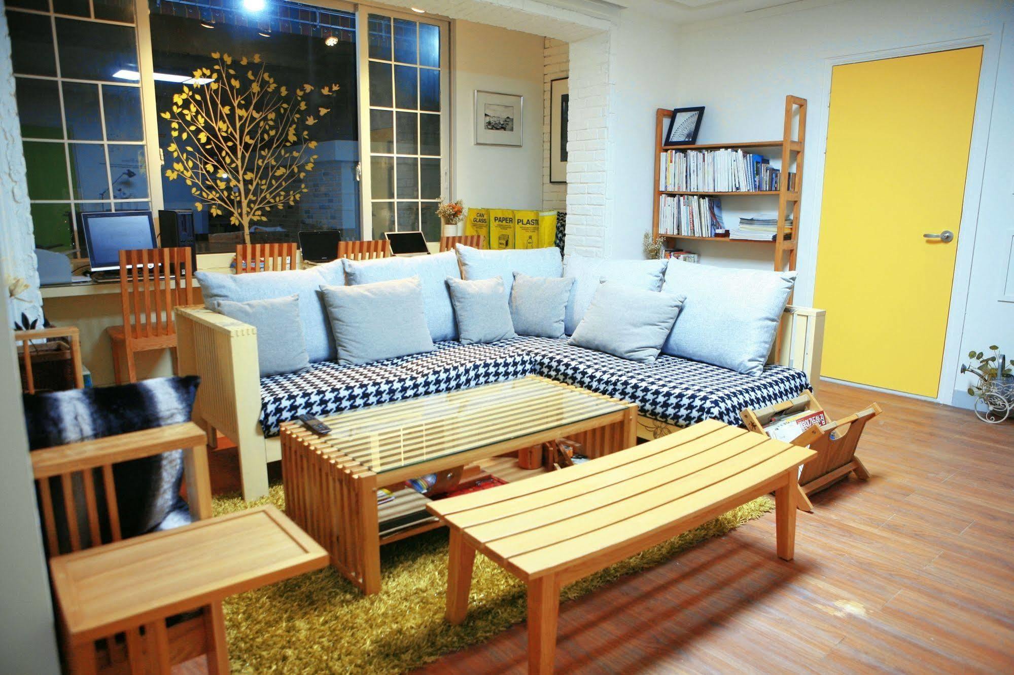 Guesthouse Mate Пусан Экстерьер фото
